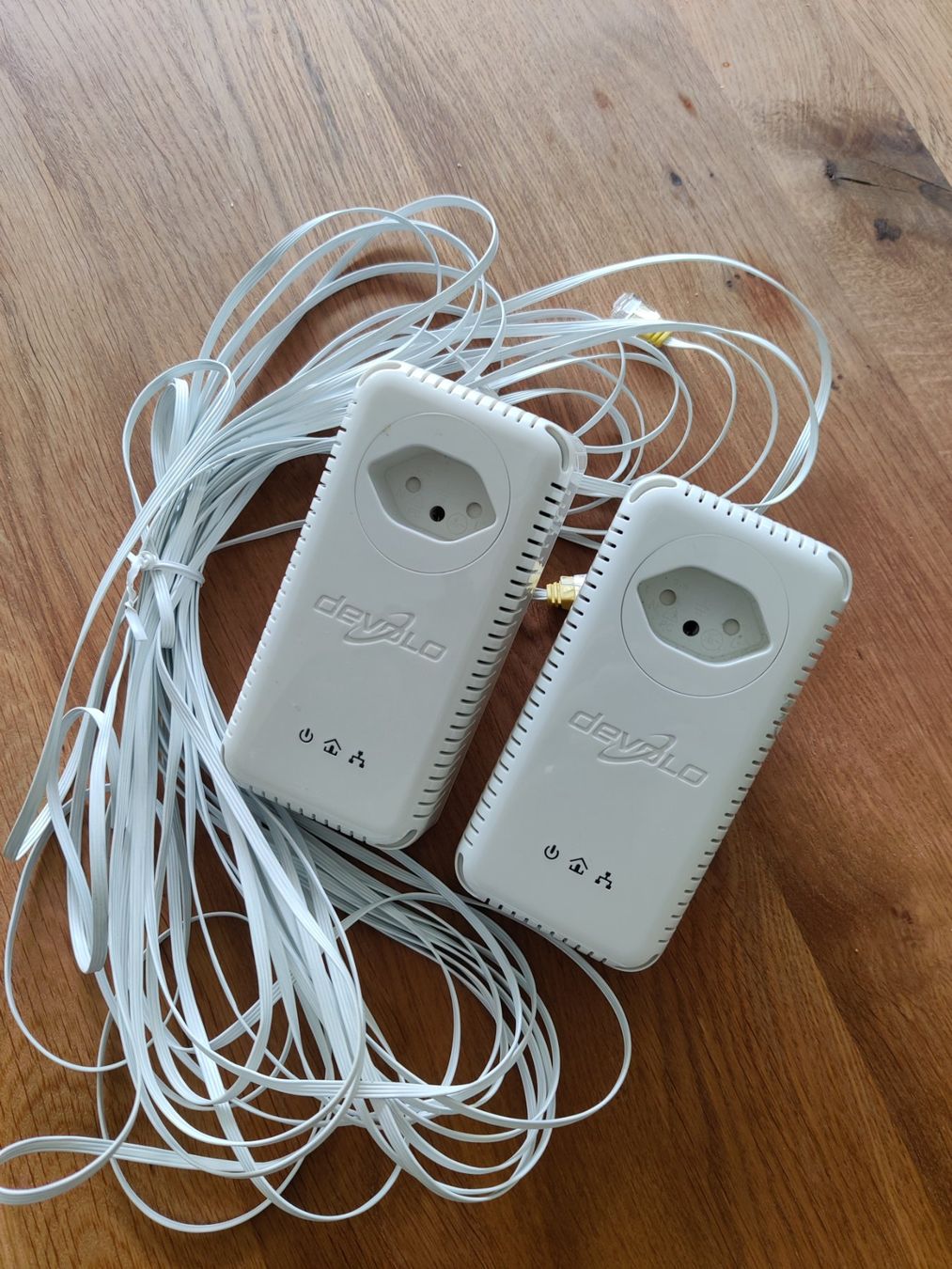 Devolo Unità & Adattatore: Devolo dLAN 200 AVplus Powerline Adapter, 2 Stk. – Usato da Madiswil venduto da ric-joy 1