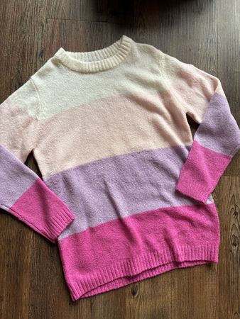 Toller Pullover Gr. 134/140, Neu