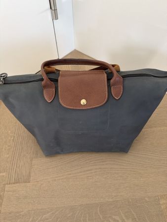 Handtasche Longchamp Le Pliage grau gebrauchter Zustand