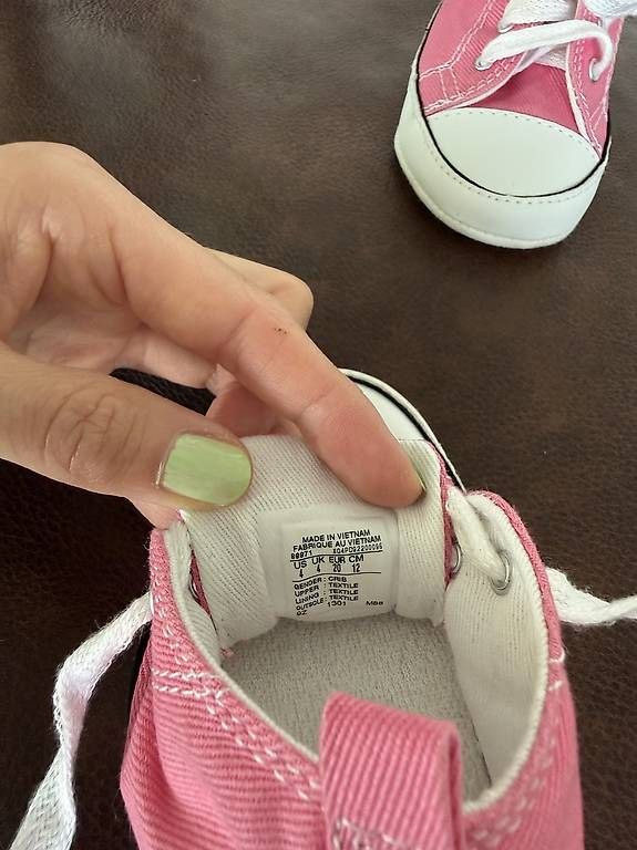 Scarpe per ragazzi: Baby Converse Schuhe – Usato da Gibswil venduto da mel_x5qv 1
