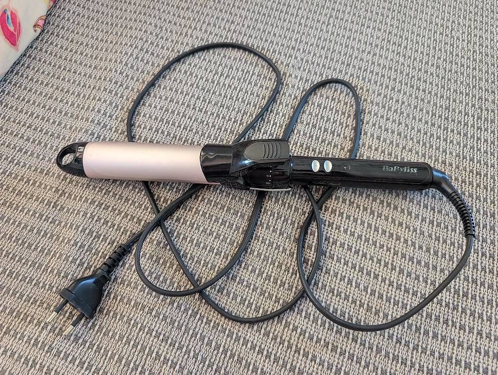 BaByliss Piastre & Arricciacapelli: Lockenstab Babyliss Lockenstyler – Usato da Frauenfeld venduto da Yuriy