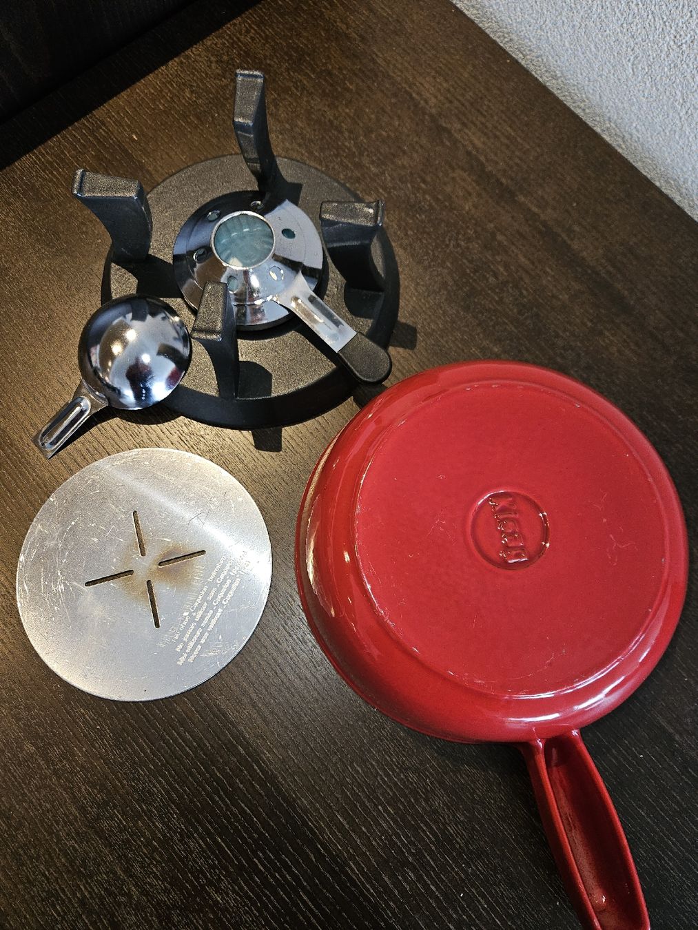 Pfannen: Fondue Caquelon und Rechaud Kisag 23cm – Gebraucht aus Morschach von Hanswi 1
