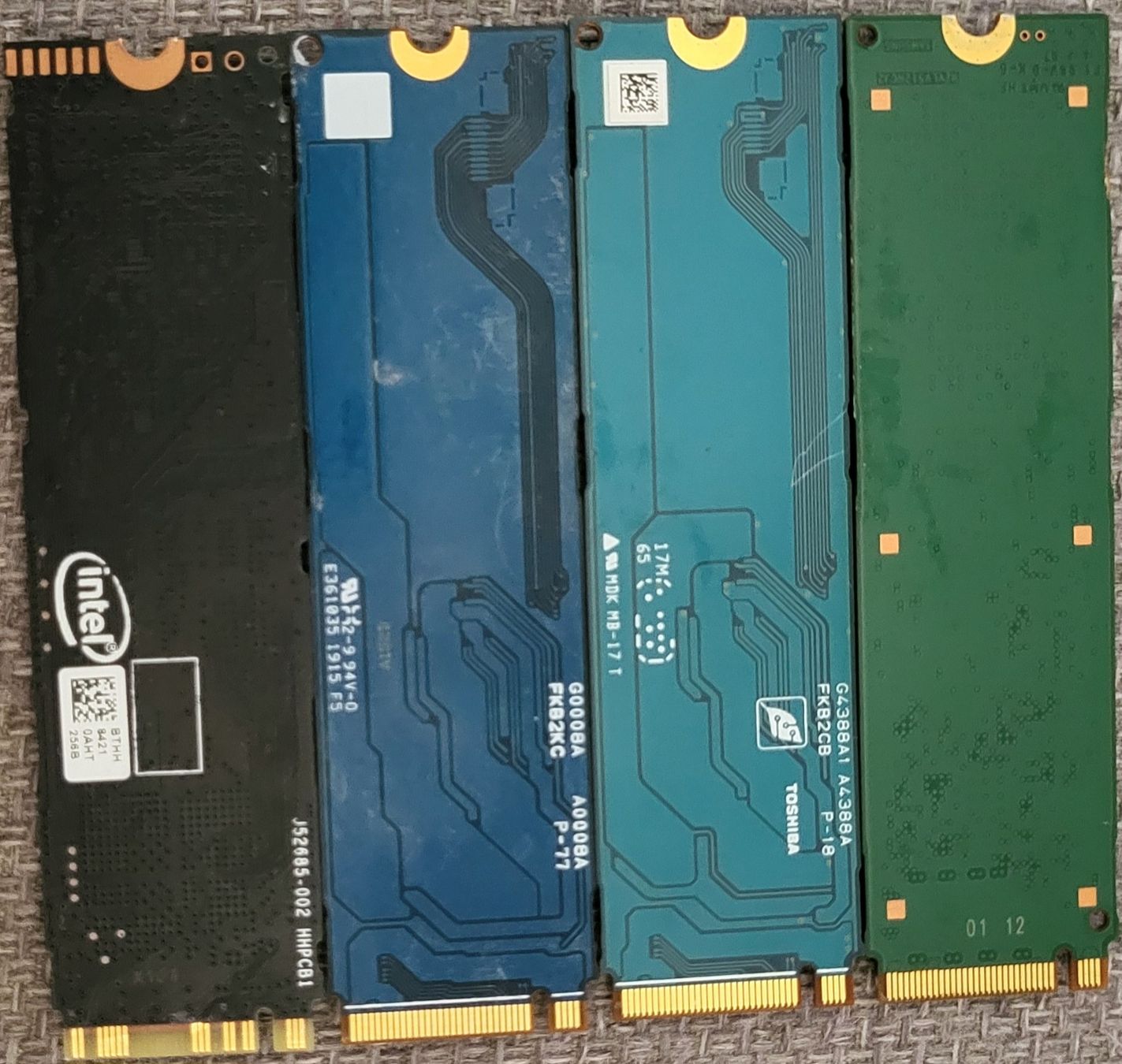 Harddisks: 4x NVMe SSD 256GB diverse Modelle – Defekt aus Zürich von Gulbi1919 1