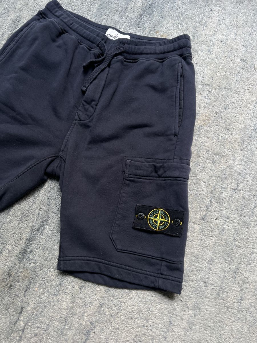 Stone Island Pantaloni: Stone Island Shorts – Usato da St. Margarethen TG venduto da compass.island 1