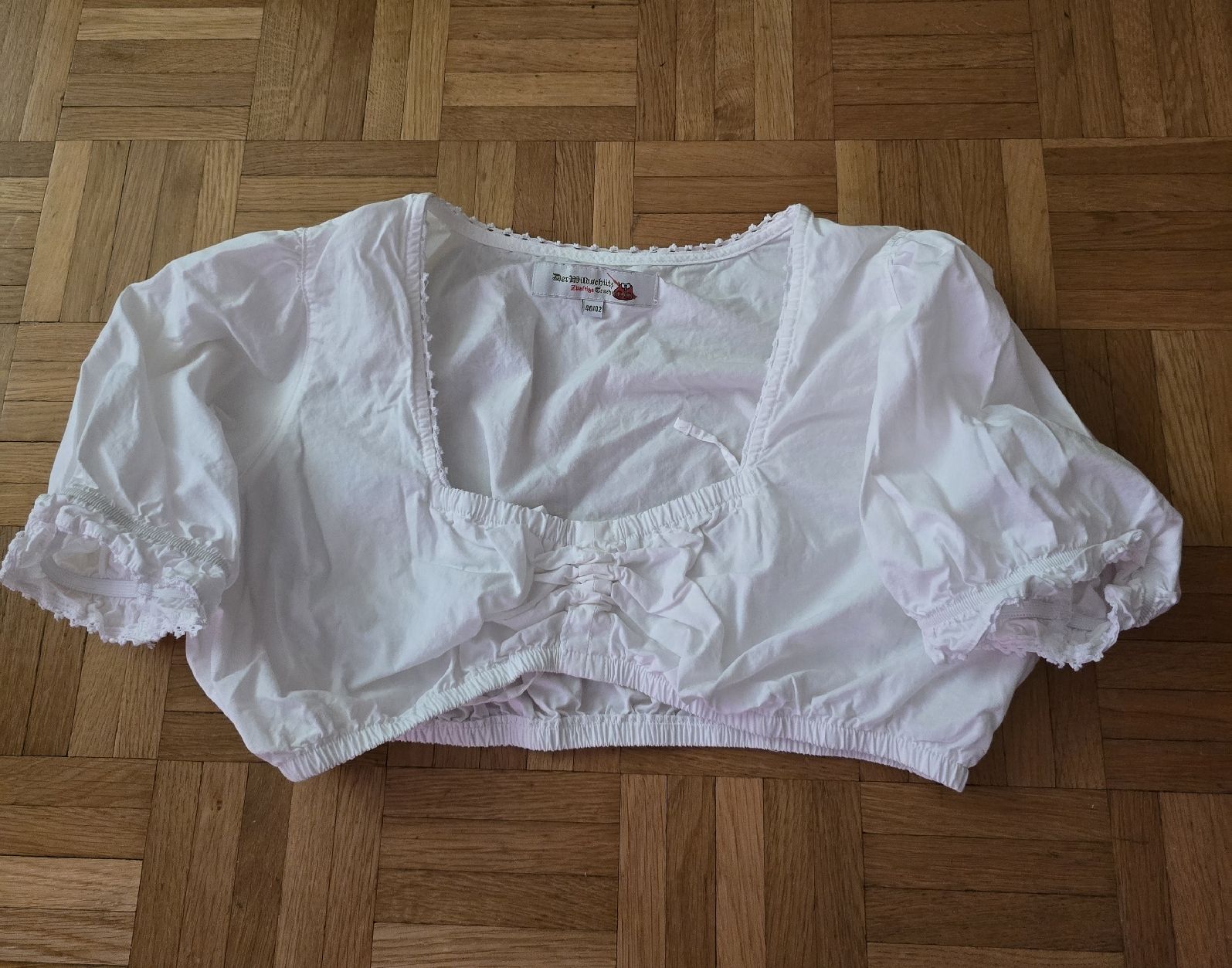 Robes: Dirndl 40/42 – D'occasion à Jona par baccara55 2