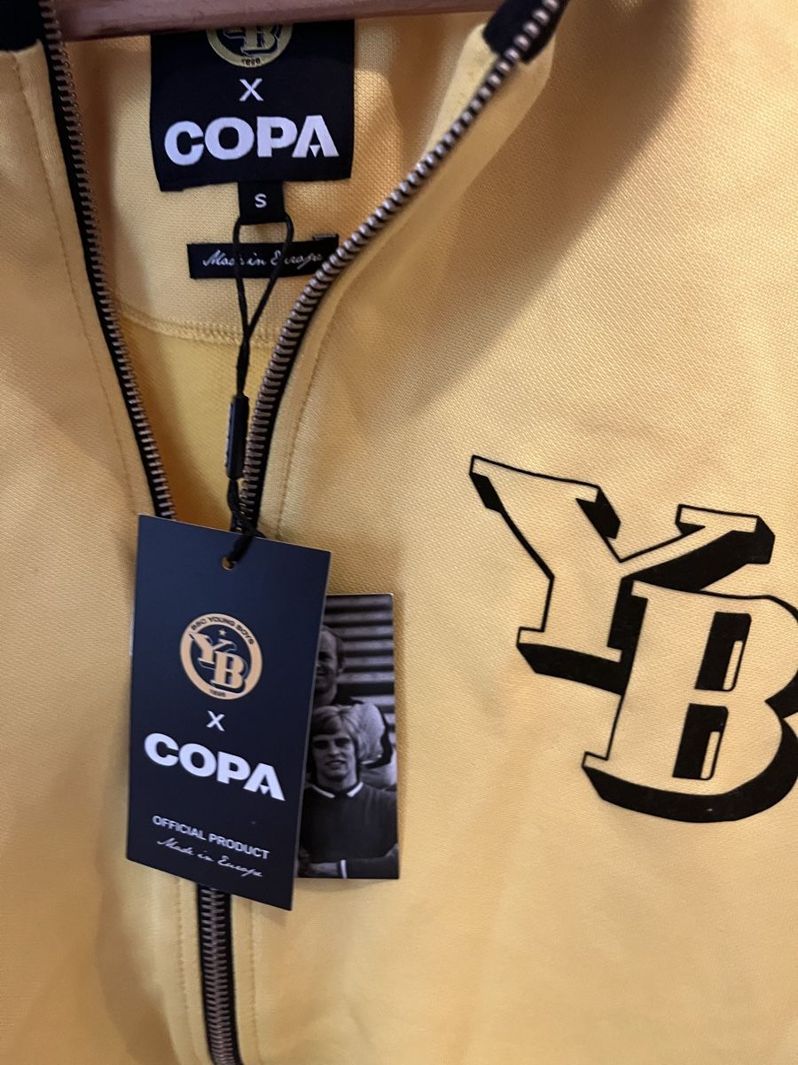 Giacche: YB Trainingsjacke Grösse S Retro Neuwertig – Nuovo (secondo la descrizione) da Bern venduto da BigBeat 1