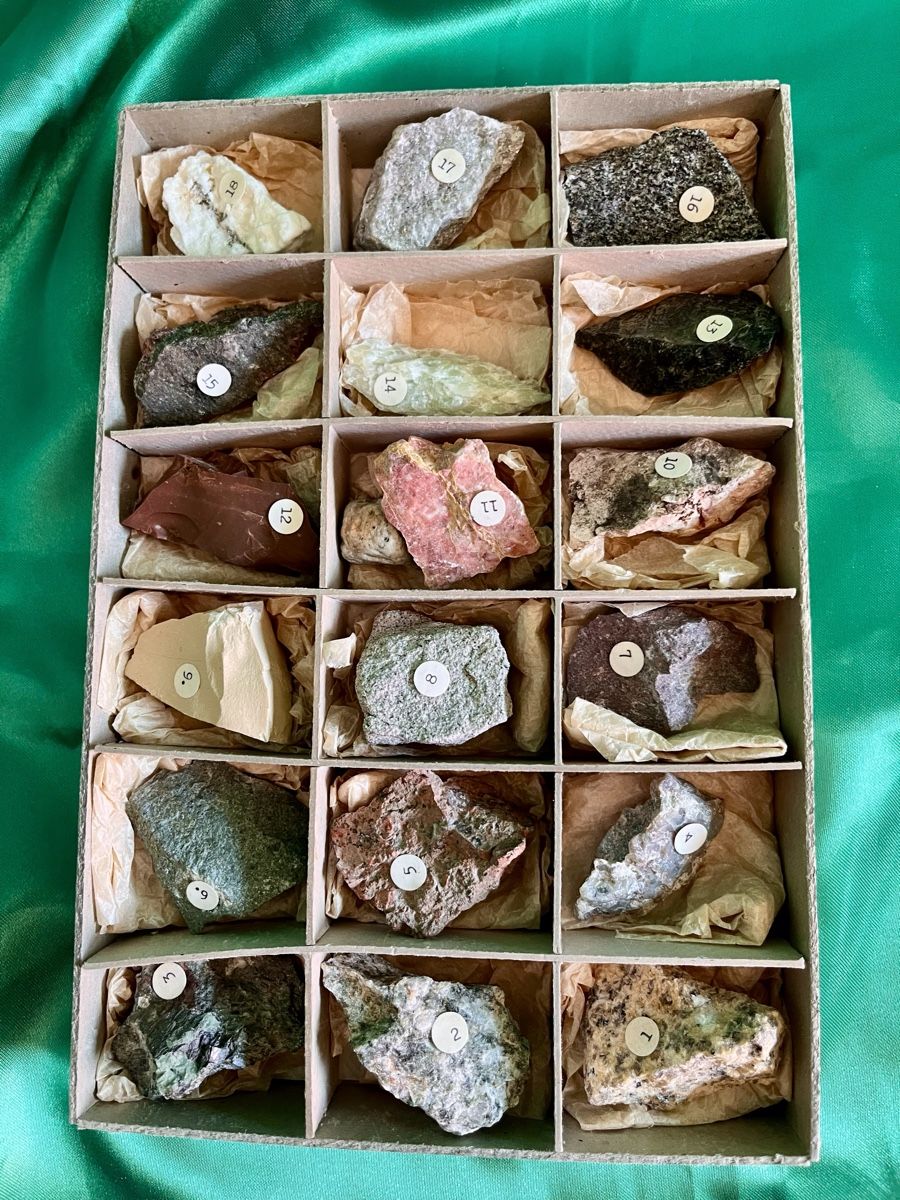 Mineralien & Heilsteine: Gesteinssammlung  Mineralien /Schweiz – Gebraucht aus Zürich von Juancarlos1 1