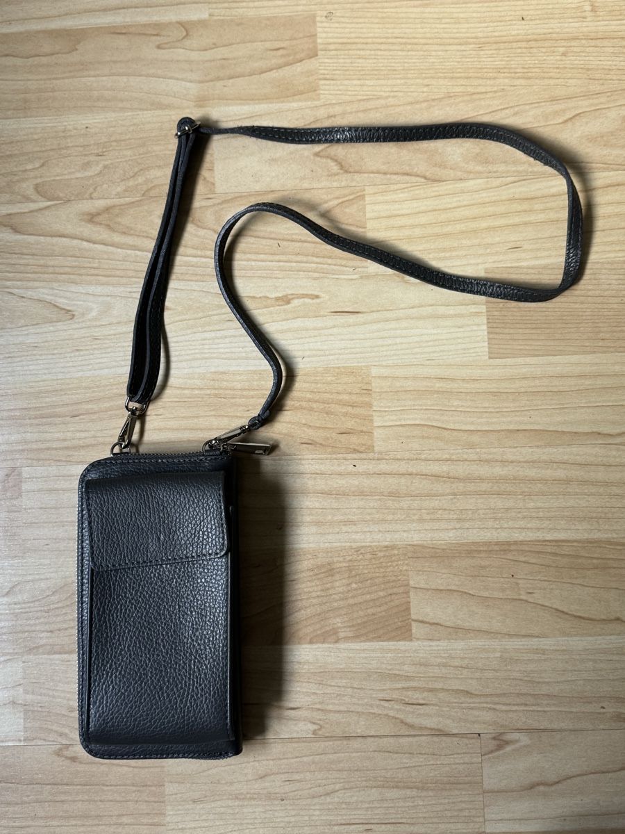 Portafogli: Graue Handytasche mit Portemonnaie – Usato da Niederurnen venduto da sel_z2wg