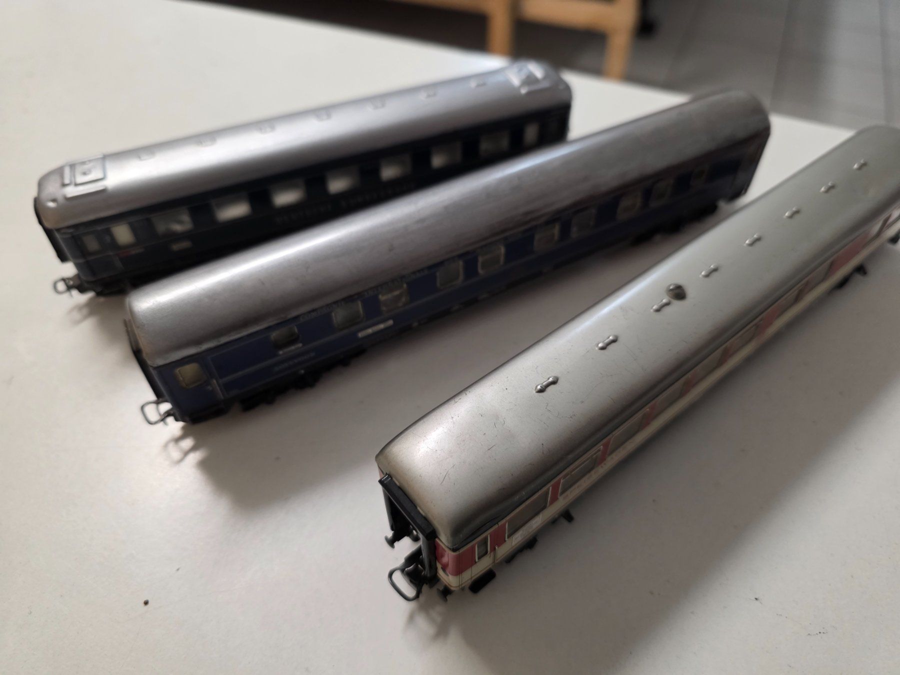 Märklin Modellini di ferrovie: Märklin 3 voitures DB dès 1.-fr – Usato da bassecourt venduto da Paolo101 2