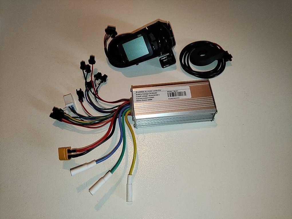 Kickboard: E Scooter Controller Set 24-48V 25A 500W S866Display – Gebraucht aus BASEL von E-Bro.Electro