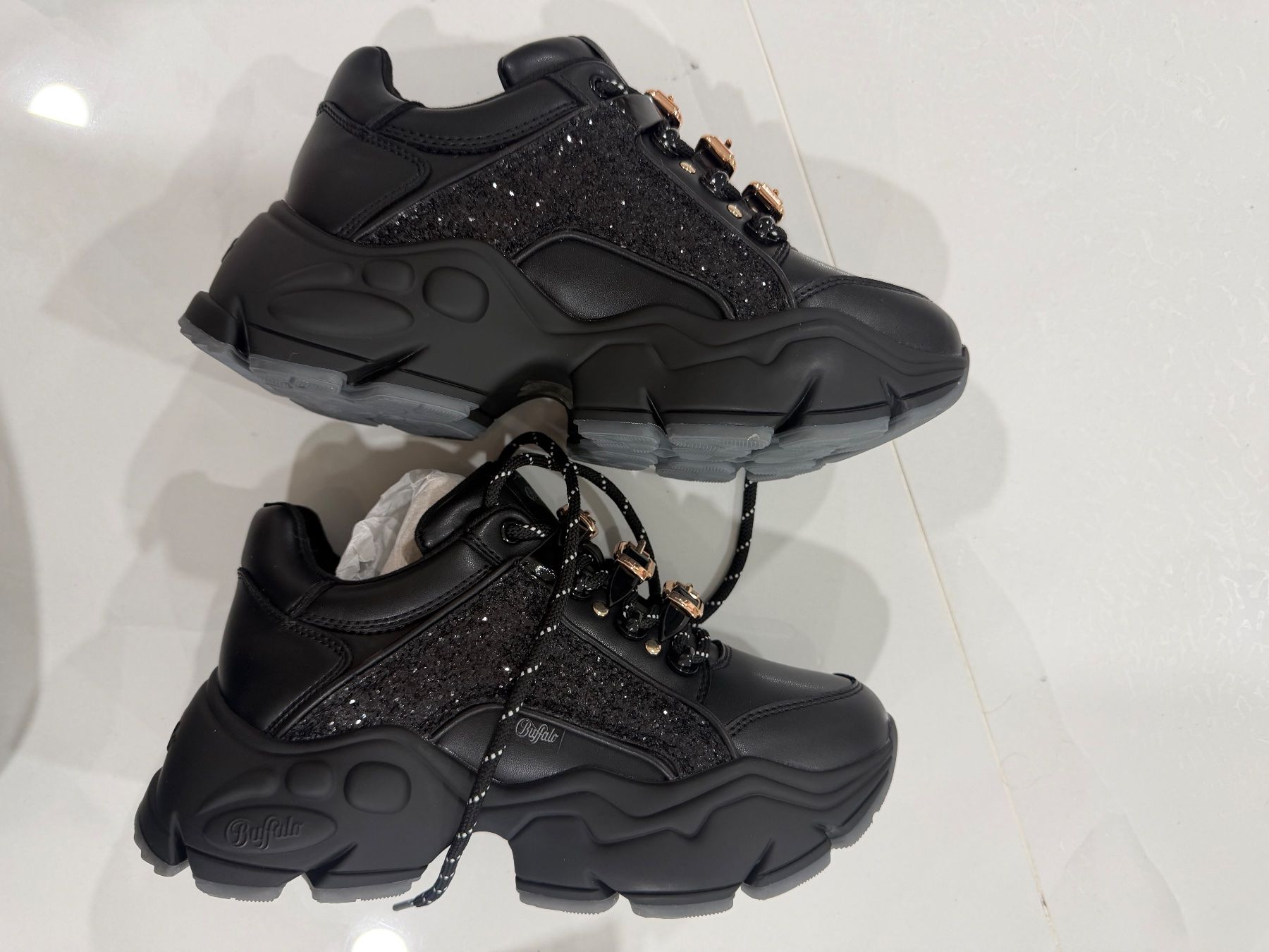Scarpe da donna: Buffalo x Hoermasender NEU – Usato da Buchs AG venduto da Maison_Djana_ 2