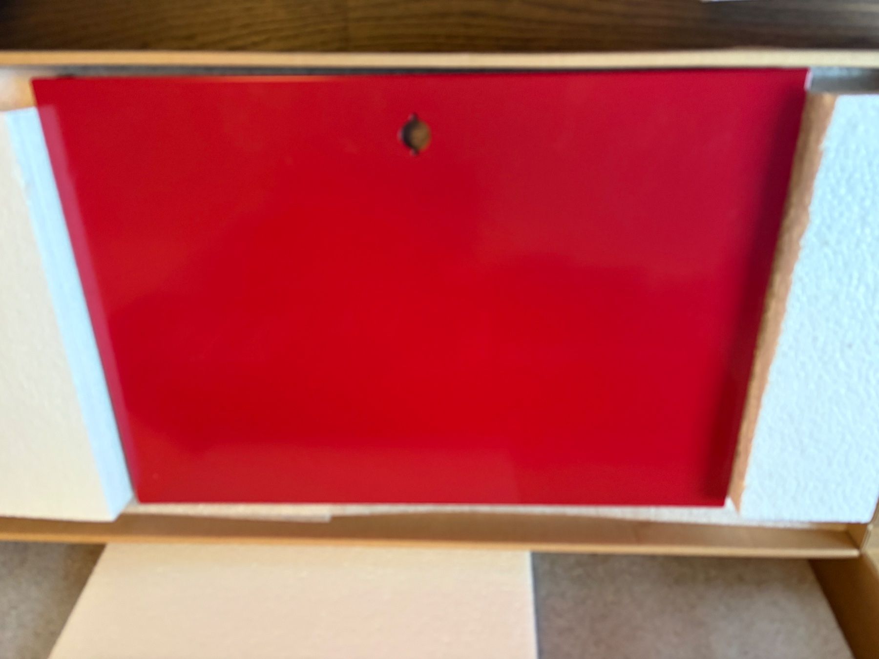 Piatti di portata: USM Schubladenfront rot 500x350 – Usato da Wallisellen venduto da mdms