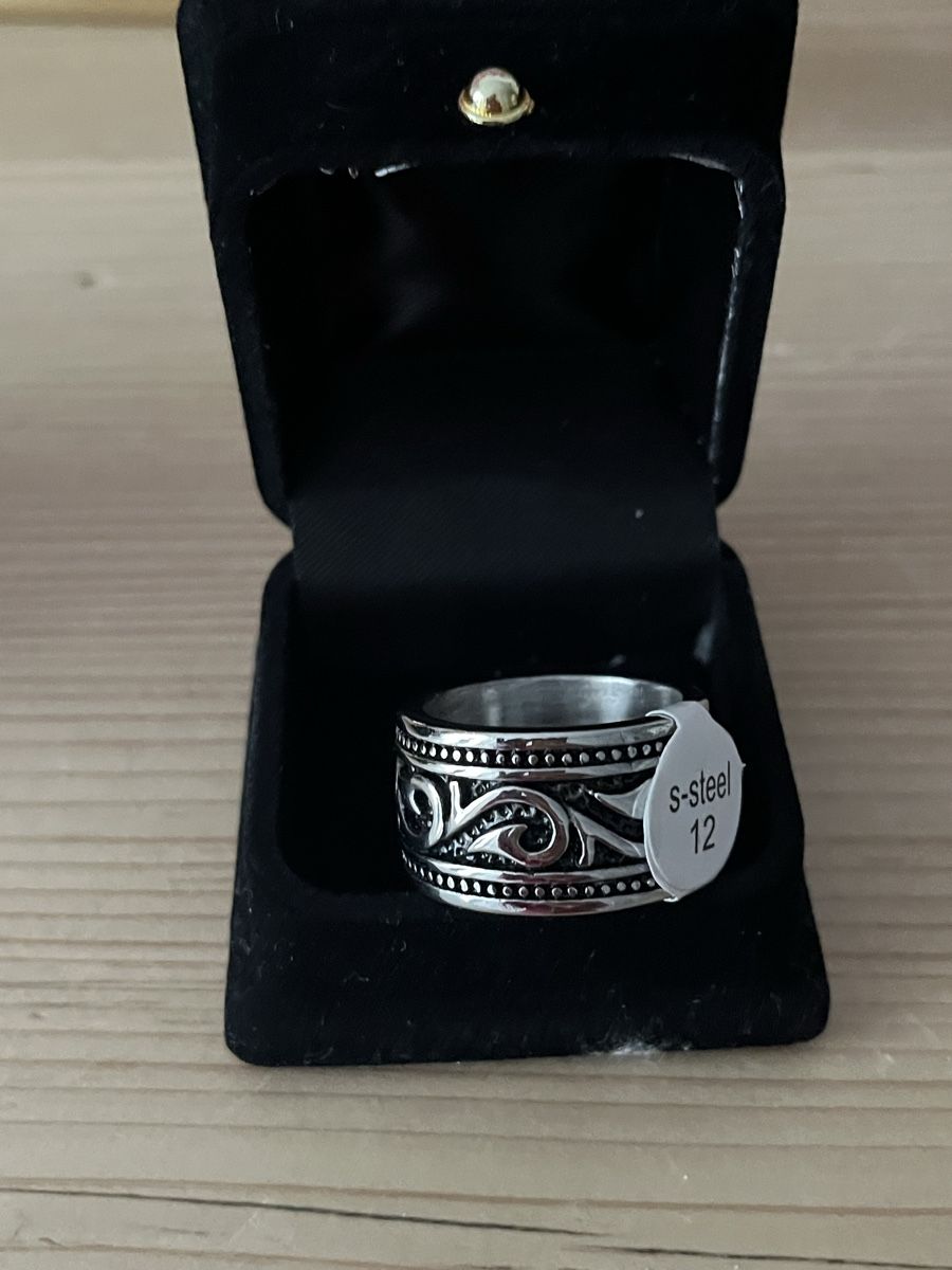 Anelli: Metall-Ring - neu - in coolem Design- Grösse 12 – Nuovo e nell'imballaggio originale da Niederglatt ZH venduto da karinso 3