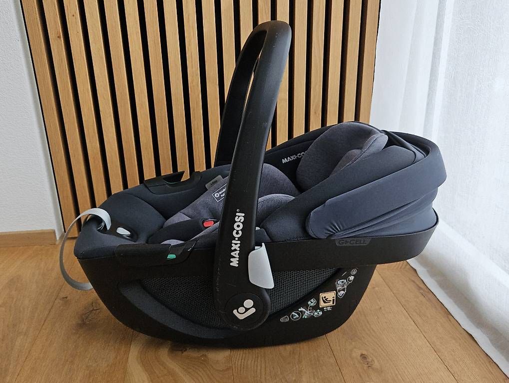 Seggiolini per auto: Maxi -Cosi Pebble 360 – Usato da Oberdorf SO venduto da Chalira 2