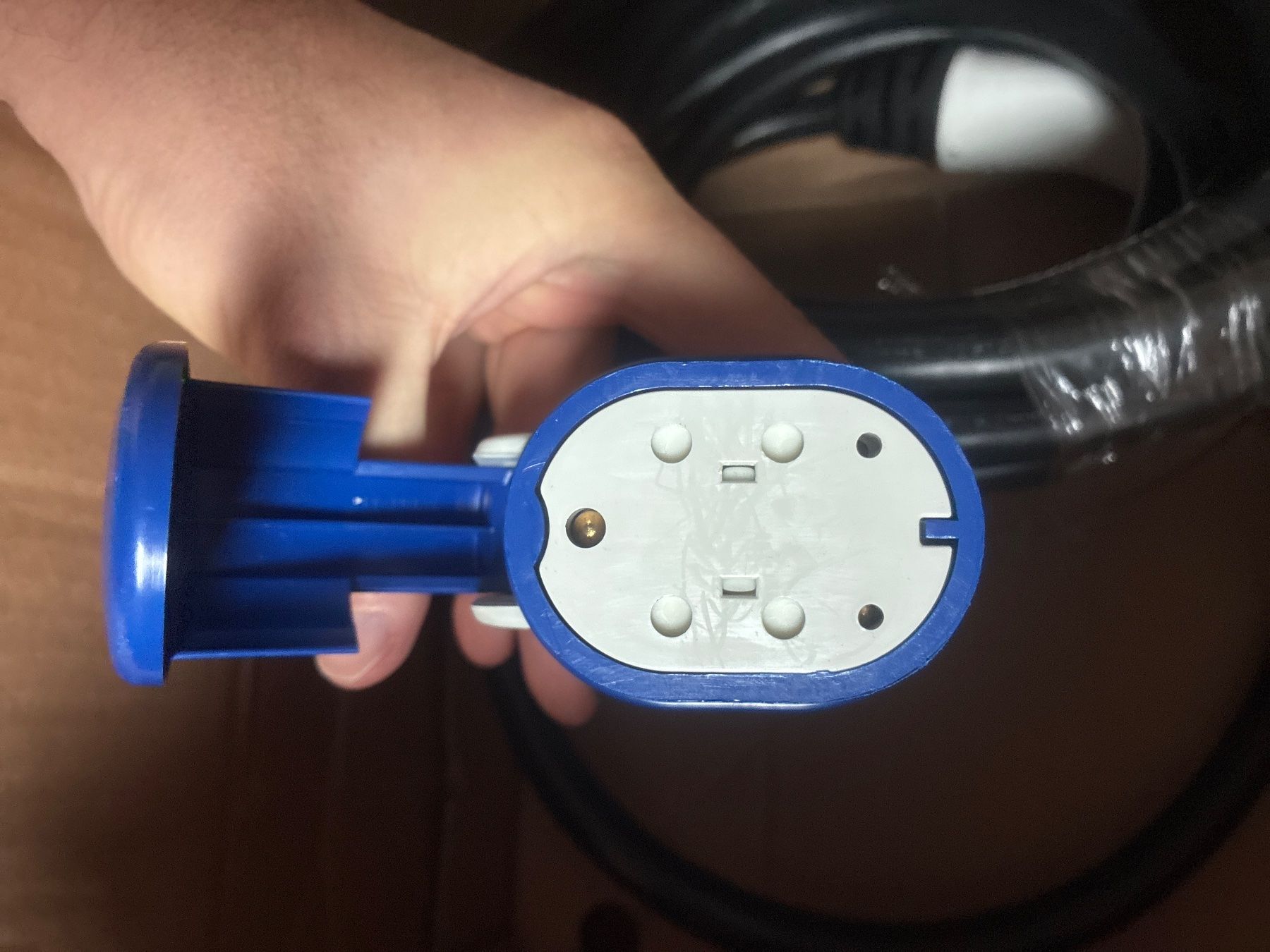 Câbles: EV Charging Cable Type 2 used condition – D'occasion à Männedorf par Sellaronda 1