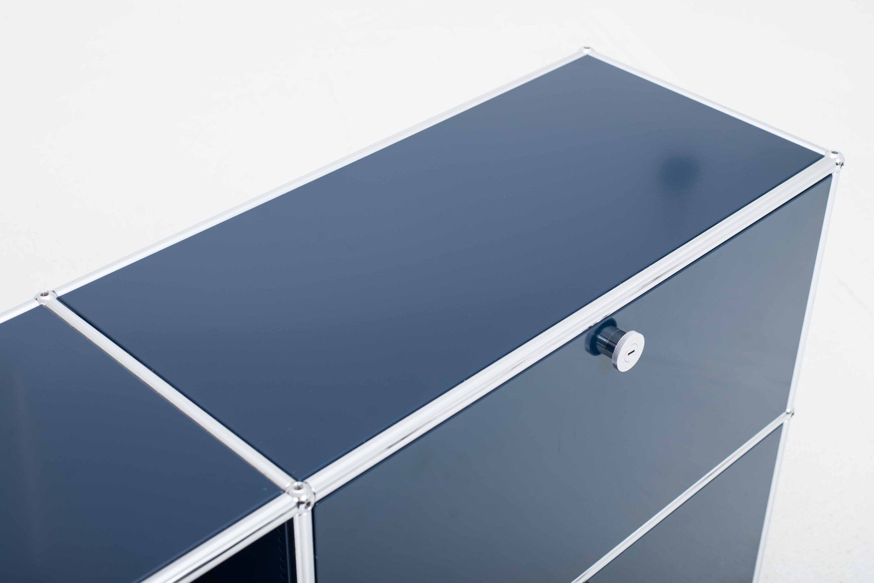 USM Kommoden: USM Sideboard in Stahlblau – Gebraucht aus Zürich von STUZH38 5