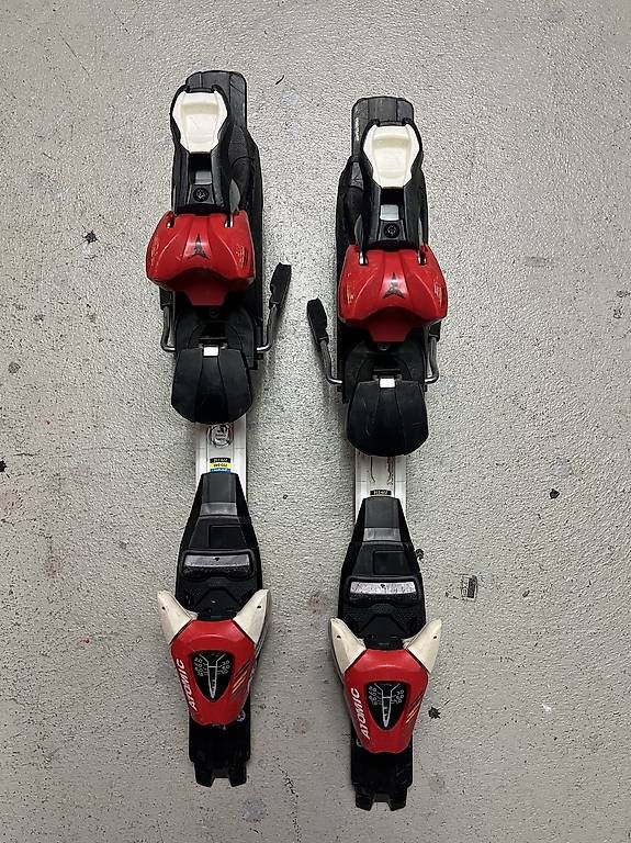 Attacchi: Atomic XTE 7 Bindung Ski Alpin Kinder – Usato da Maur venduto da chr_nx9s