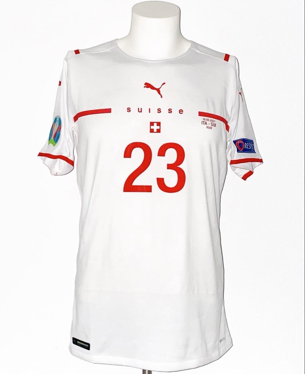 Canottiere & Pantaloni: matchworn shaqiri – Usato da S. Antonino venduto da Mc2495 1