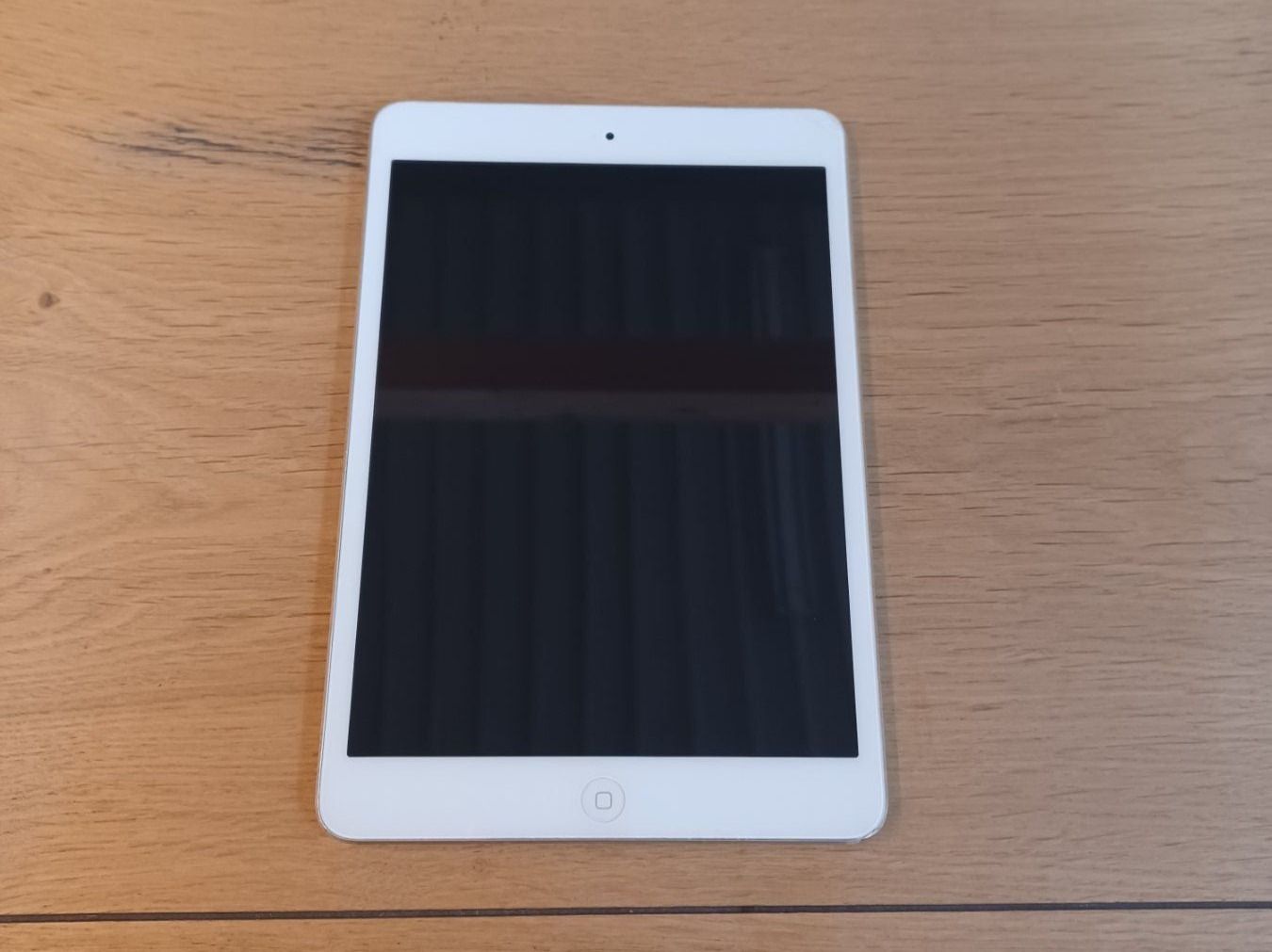 Apple Tablet PC: Apple iPad mini 1 Generation 16GB Weiß & Silber – Usato da Wetzikon ZH venduto da  1
