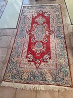 Schöner alter Orientteppich 