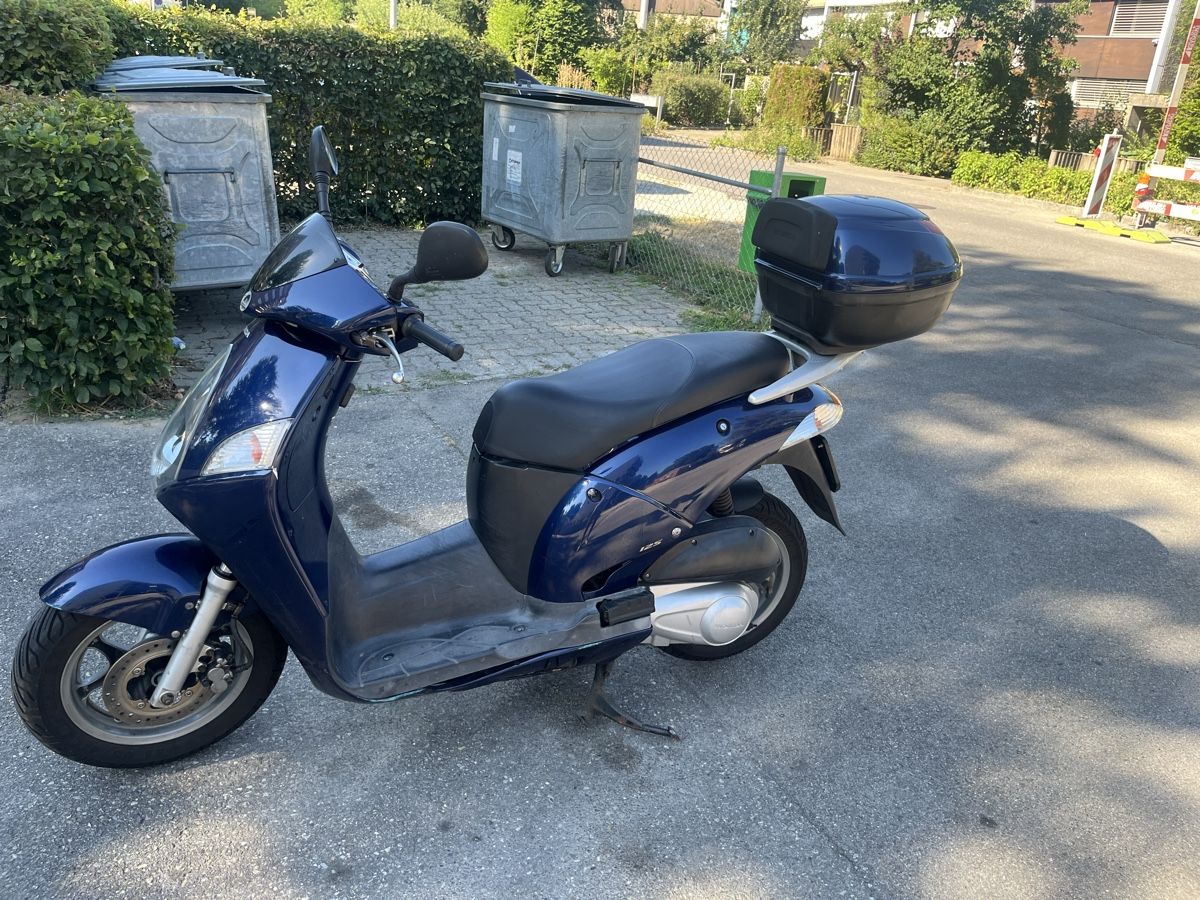 Honda Scooters: Honda NES125 – Gebraucht aus Hinterkappelen von mar_2qtd 1