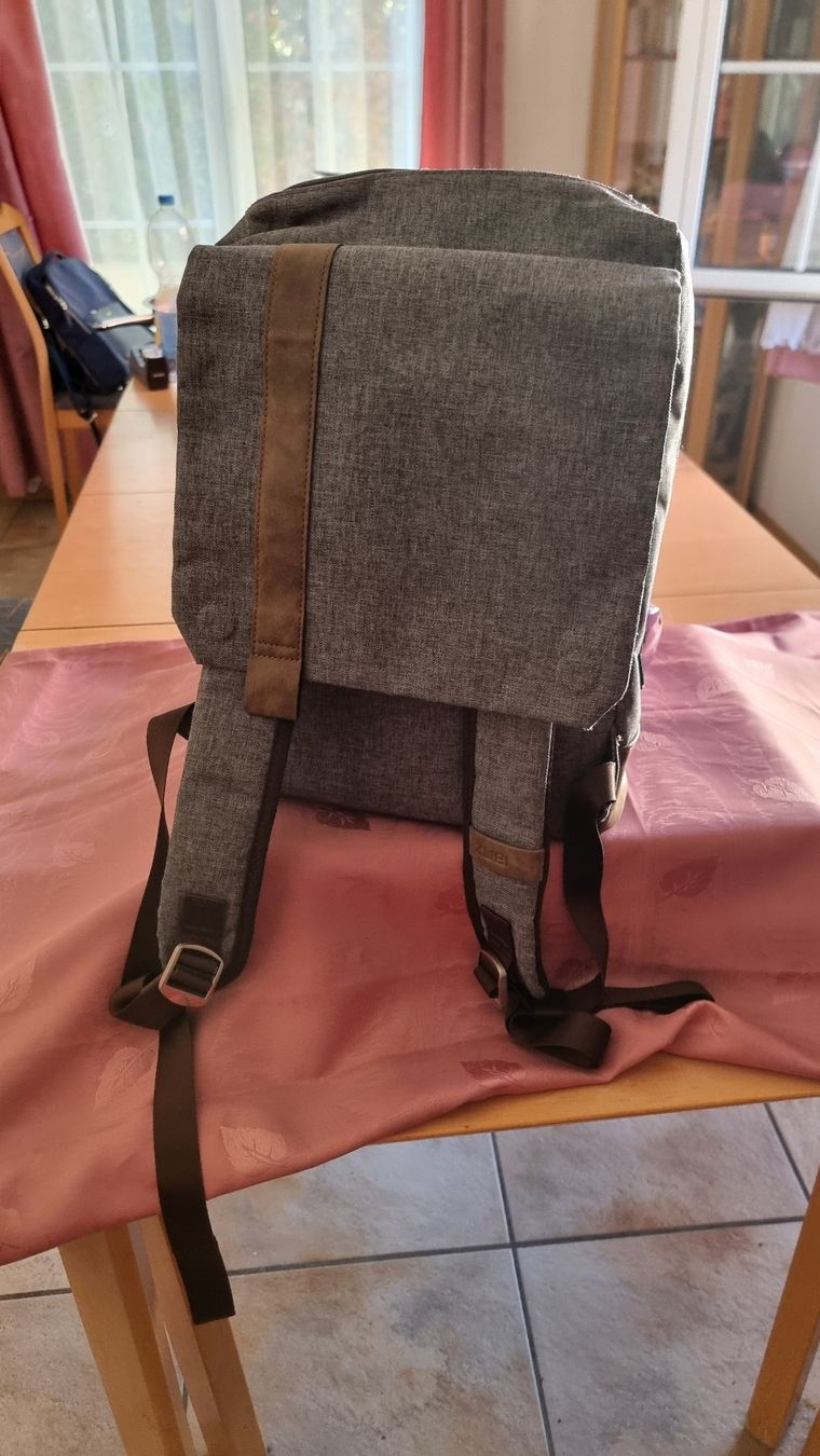 Zwei Rucksäcke: Original "Zwei" Rucksack Olli OR13 stone NEU! – Neu (gemäss Beschreibung) aus Raron von Skyler68 3