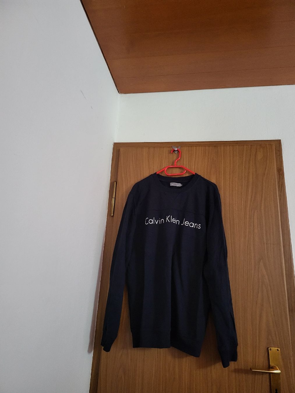 Calvin Klein Maglioni & Felpe: Pull Calvin Klein Jeans bleu marine - Taille XL, comme neuf! – Usato da Niedergösgen venduto da Eva2410 5