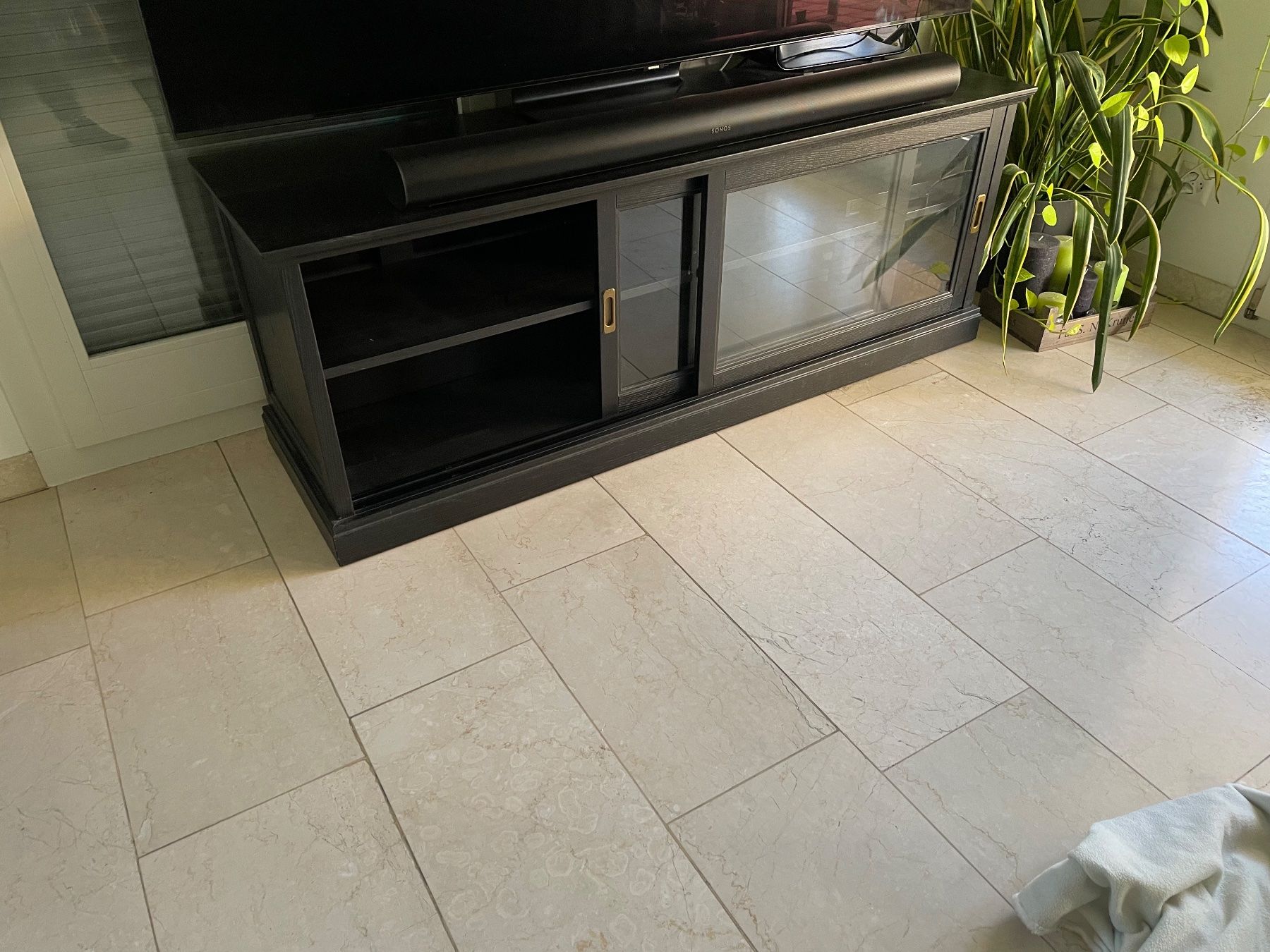 Ikea Vitrinen: Sideboard / Vitrine – Gebraucht aus Chur von Papillon404 2