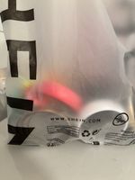 MYSTERY BOX mit verschiedene Armreifen.
