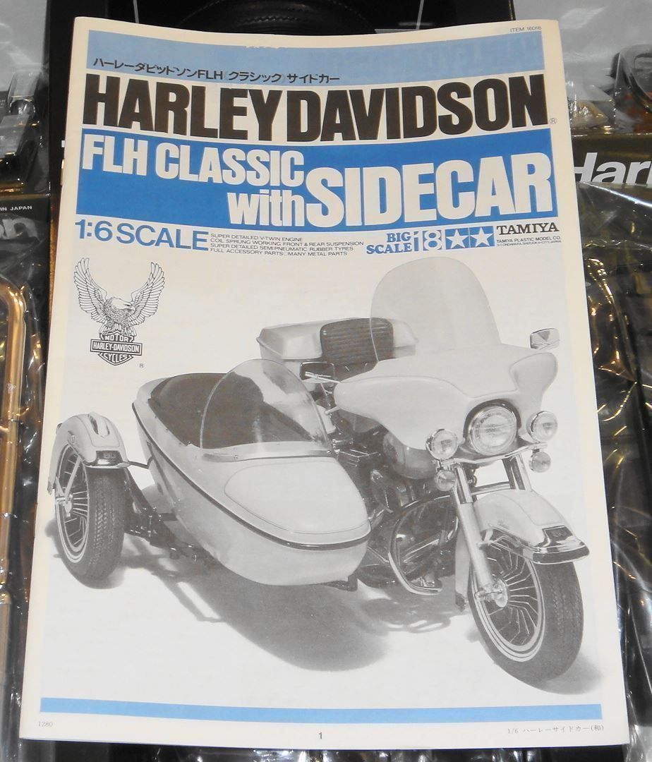 TAMIYA HARLEY DAVIDSON FLH CLASSIC WITH SIDECAR 1:6 (Neu