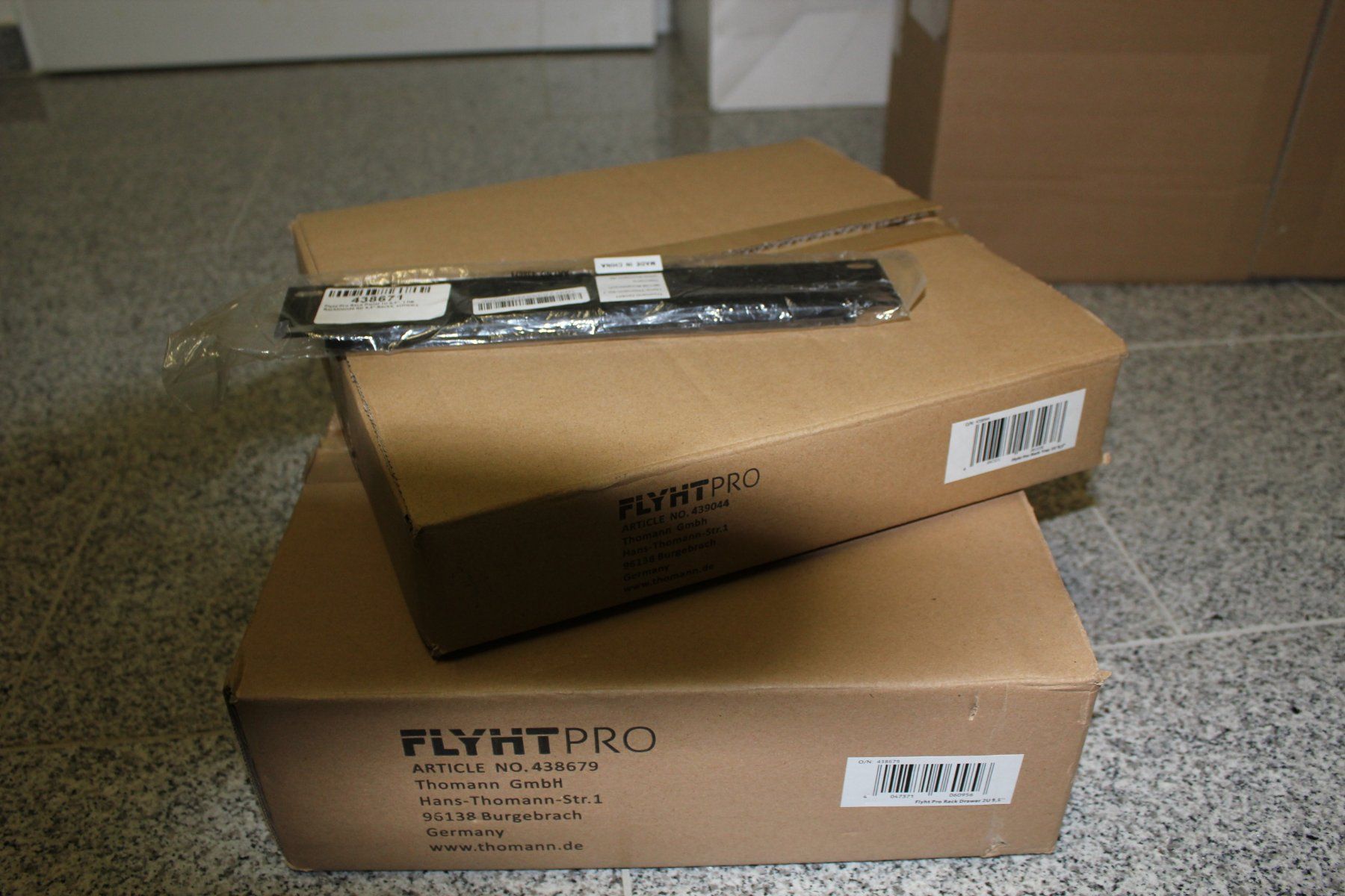 Sonstiges Zubehör: Flyht Pro Rack Drawer&Tray&Blende 1U 9,5" – Neu und originalverpackt aus Erlenbach ZH von ultraSale