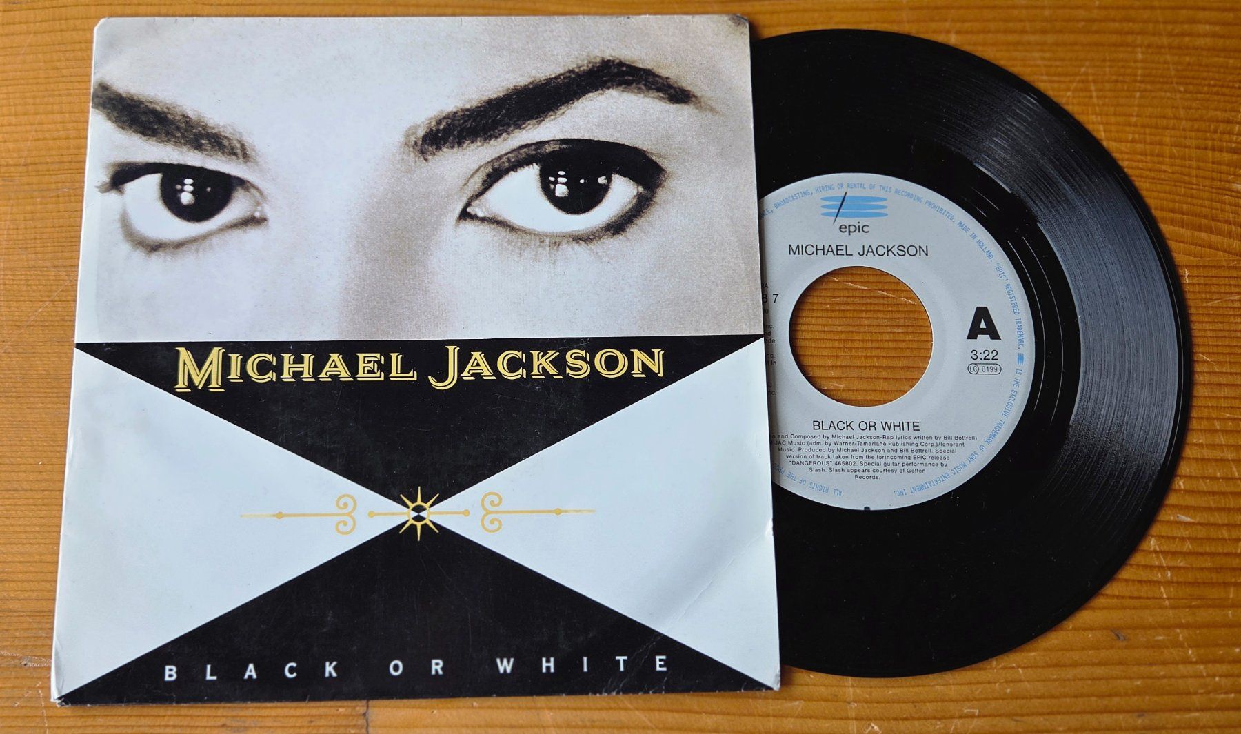 Dischi in vinile: MICHAEL JACKSON, Black or White, 7"Single, TOP! – Usato da Kreuzlingen venduto da Cdschlumpf