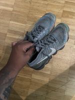 Nike Air Vapormax Flyknit 2 Turnschuhe EUR 42.5 Grösse