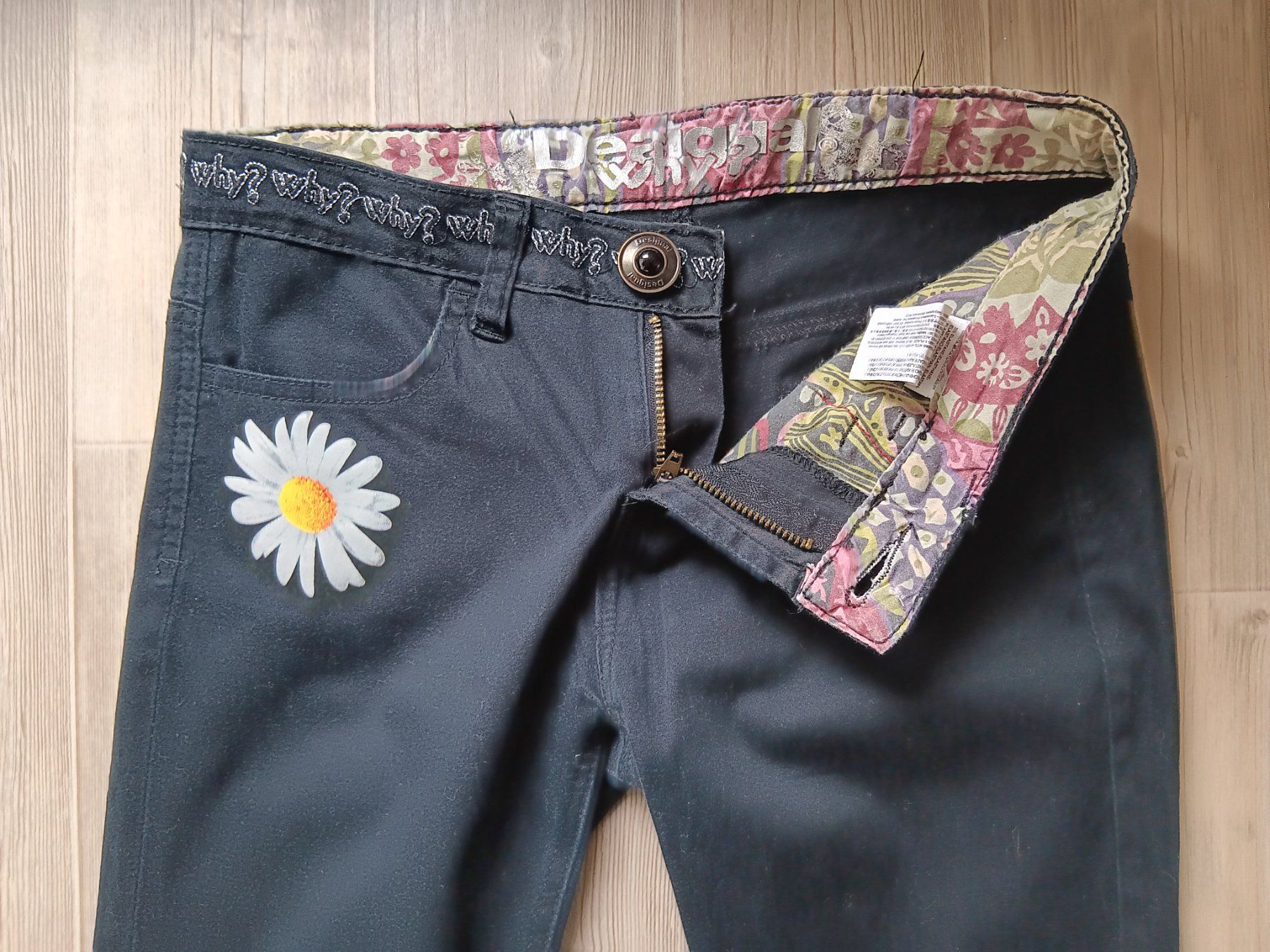 Desigual Jeans: DESIGUAL Jeans taille / Grosse 26 – D'occasion à Cossonay-ville par Super-Price-Quality 4