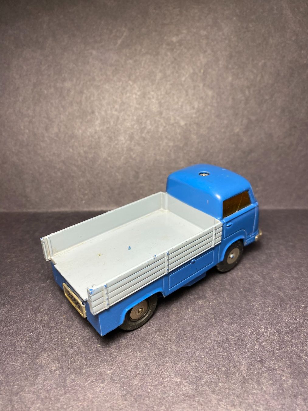 Schuco Modellautos: Ford FK 1000 Transit - Schuco 2099 – Gebraucht aus Spiez von Mlandcruiser 4