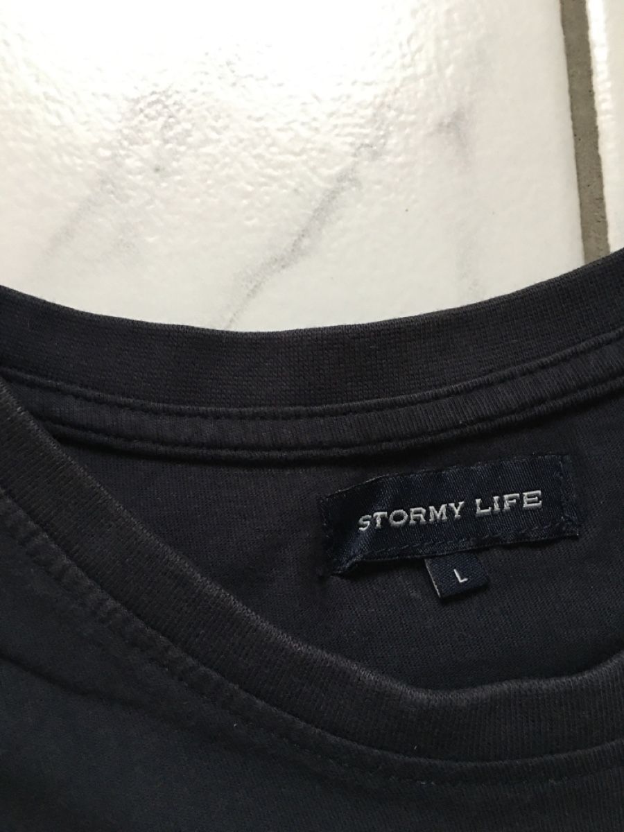 T-shirt: Maglietta da uomo  – Usato da Schwyz venduto da Francesca54 1