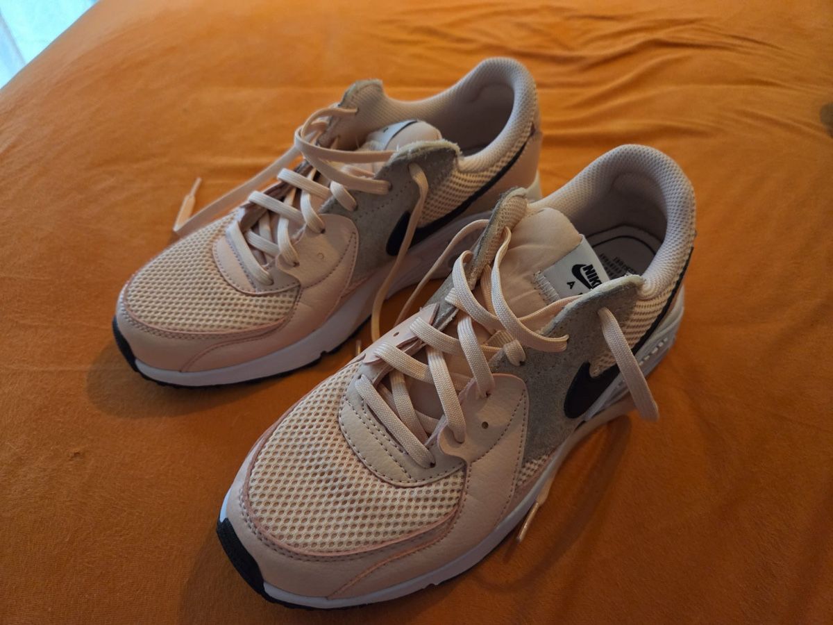 Scarpe da donna: Nike Air Max Schuh rosarot gebraucht Grösse 38.5 – Usato da Baar venduto da Girlpower1994 2