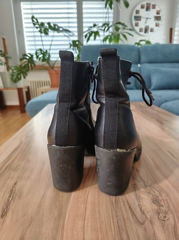 Chaussures femmes: Stiefel – D'occasion à Kaisten par lys_zzy8 2
