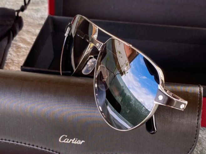 Cartier Occhiali & Lenti: Cartier CT0425S Sonnenbrille – Nuovo (secondo la descrizione) da Massagno venduto da cor_8nxp 1