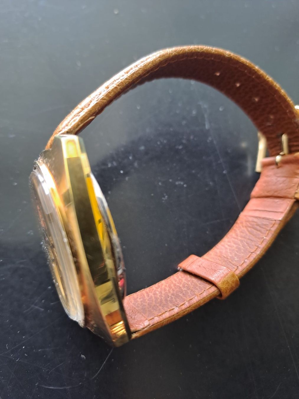 Zenith Orologi: Zenit Quarz Vintage – Usato da La Neuveville venduto da austinpowers70 6