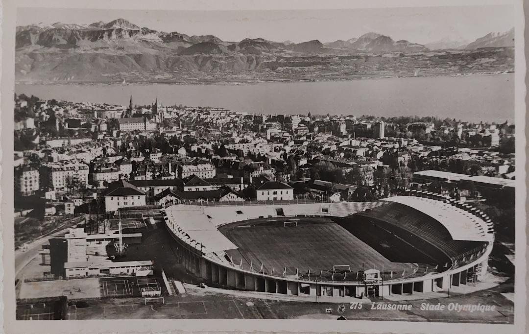 Cartes postales: LAUSANNE - Stade Olympique – D'occasion à Delémont par Domdom1