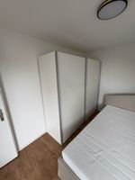 Pfister Schrank inklusive Bett 