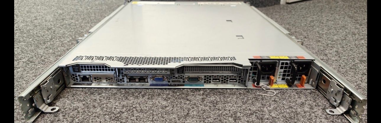 IBM Server: IBM System X3550 M2 Server – Usato da windisch venduto da den_hwm5 3