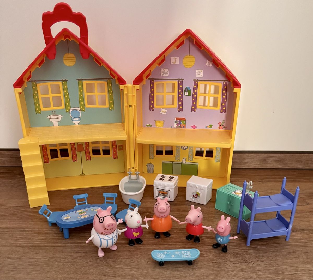 Casette per bambini: Peppa Pig Haus mit Figuren!!! – Usato da Einsiedeln venduto da sum_xm7z 2