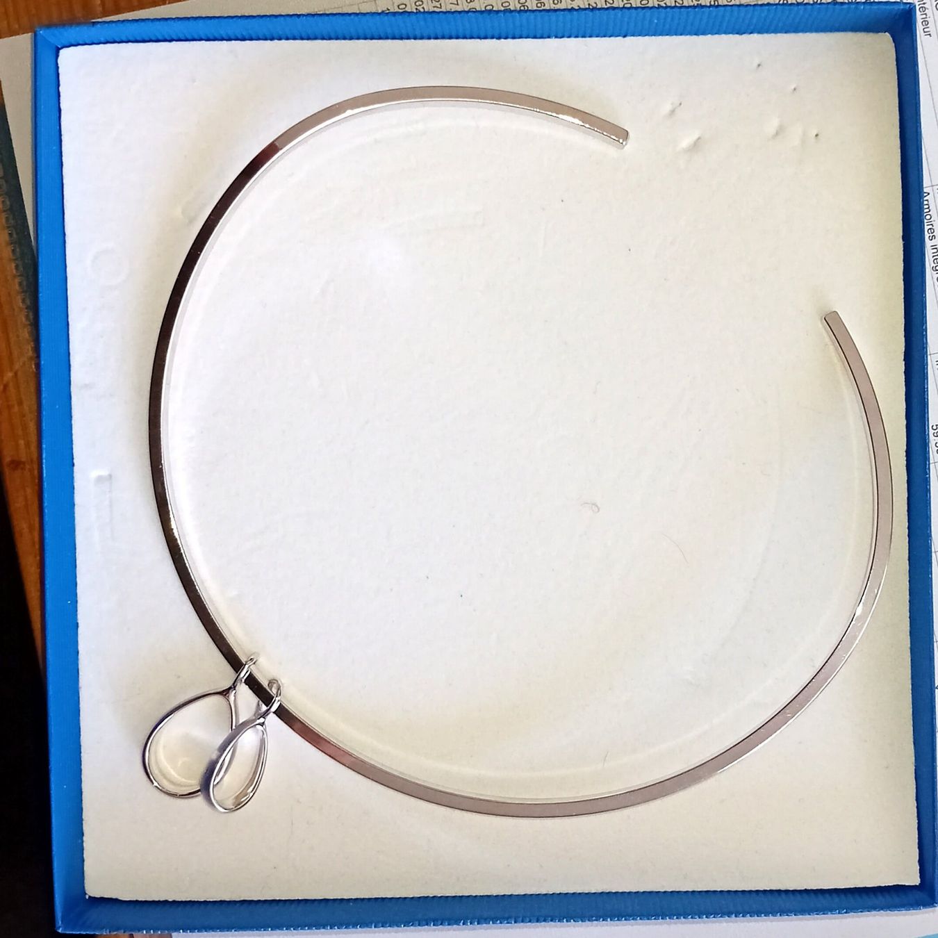 Pierre Lang Catenine: Collier / 3 pendentifs argentés Pierre Lang - acier – Usato da Neuchatel venduto da Vlenoble 2