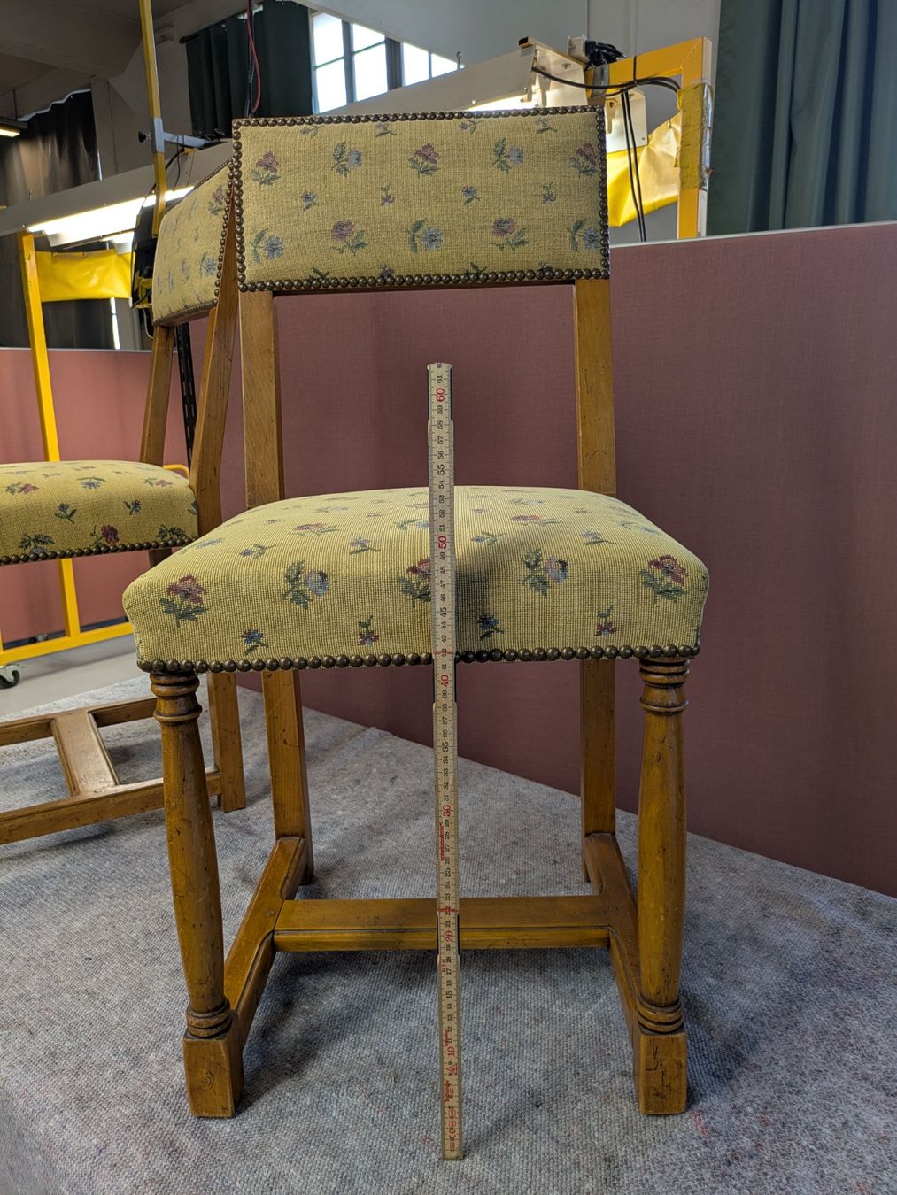 Chaises: 6 Chaises année 30 – D'occasion à Fribourg par Lundi32 1