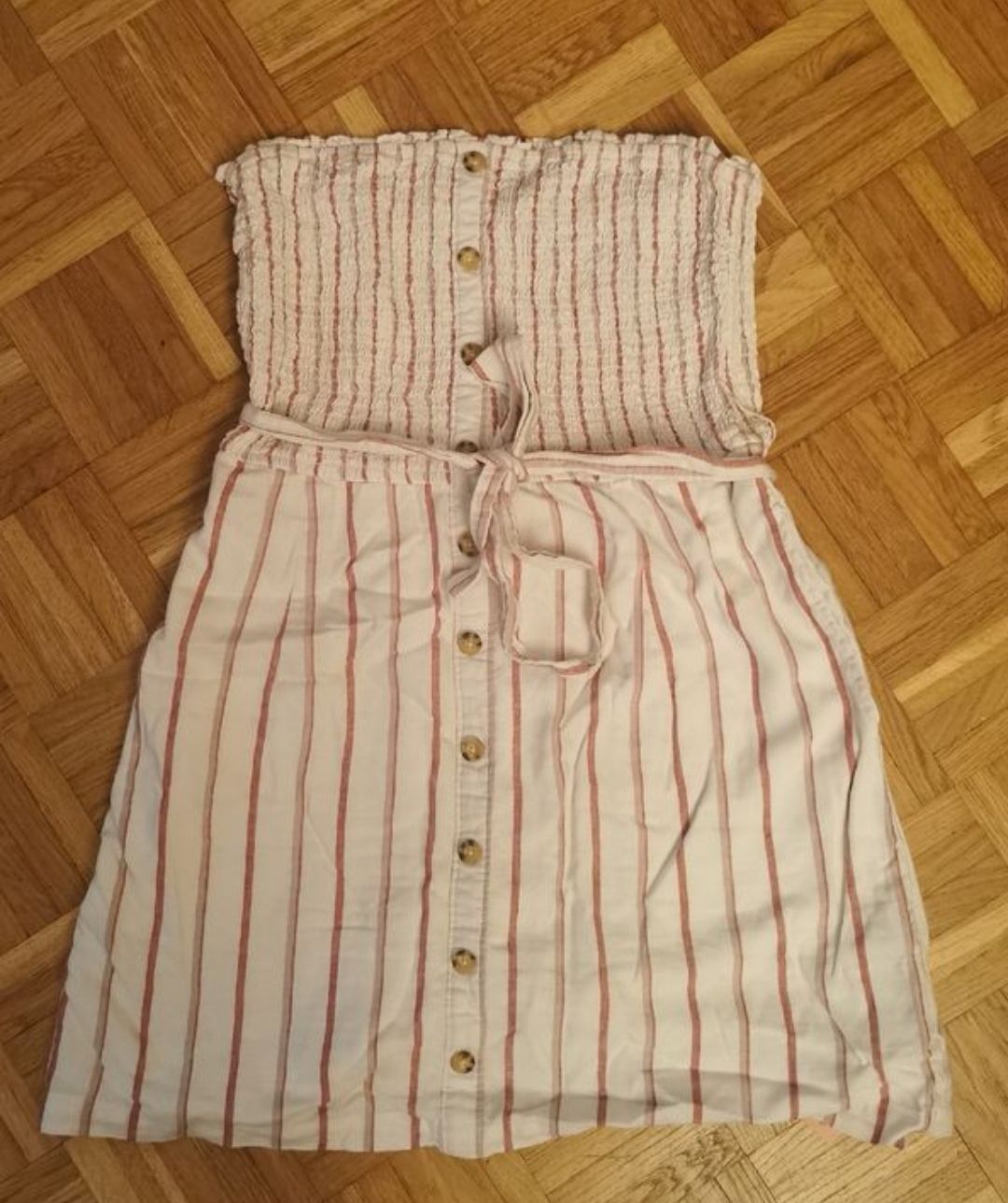 Abercrombie Kleider: Abercrombie & Fitch Robe Taille XL – Gebraucht aus Crassier von mlleoce