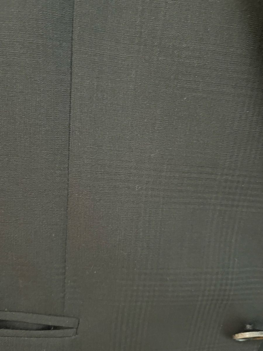 Hugo Boss Completi: Hugo Boss Anzug mit Hose – Usato da Reinach BL venduto da Jorge20 4