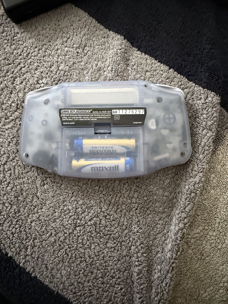 Nintendo Console: Game Boy Advance Konsole transparent – Usato da Bubikon venduto da LocoHoam 1