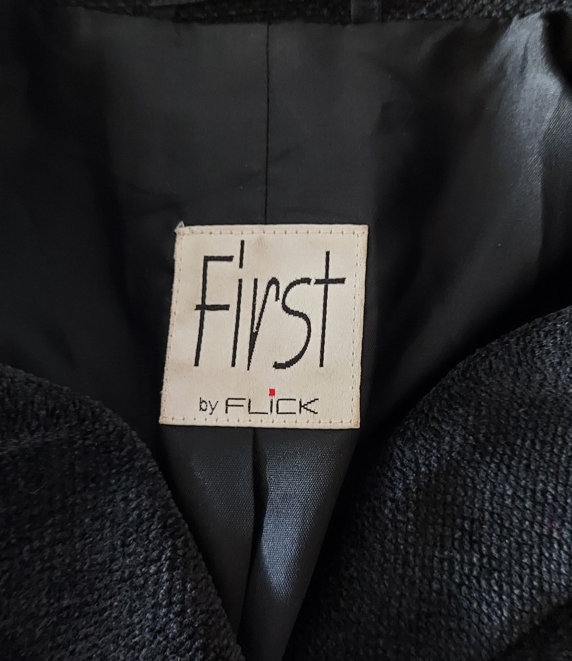Giacche: Warmer First by Flick Damen Blazer, Gr. 36 schwarz – Usato da Basel venduto da Mazzo84 1